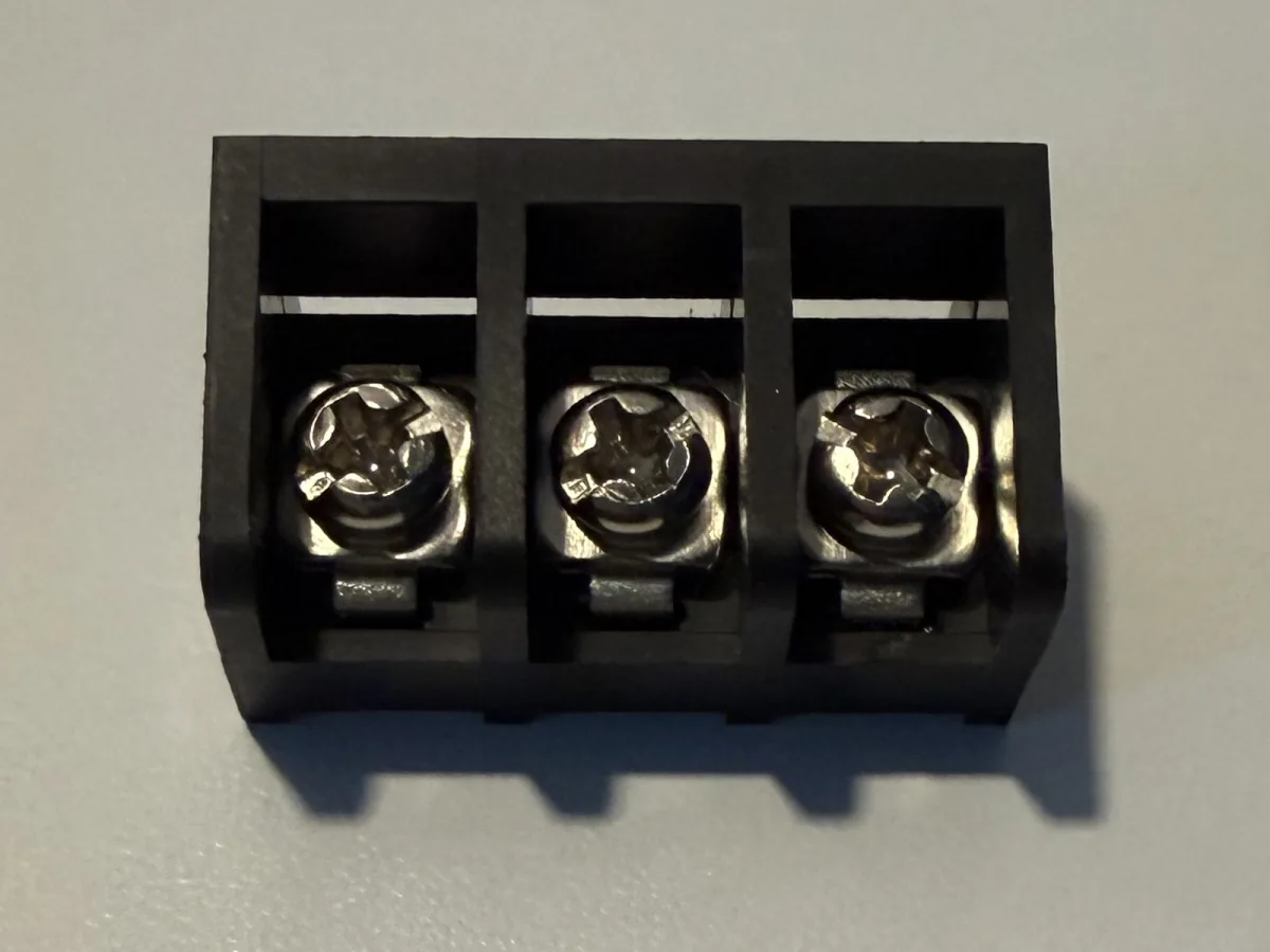 HB825 product view 4
