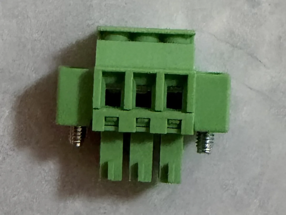 KF15EDGKA(B)M-3.81 product view 2