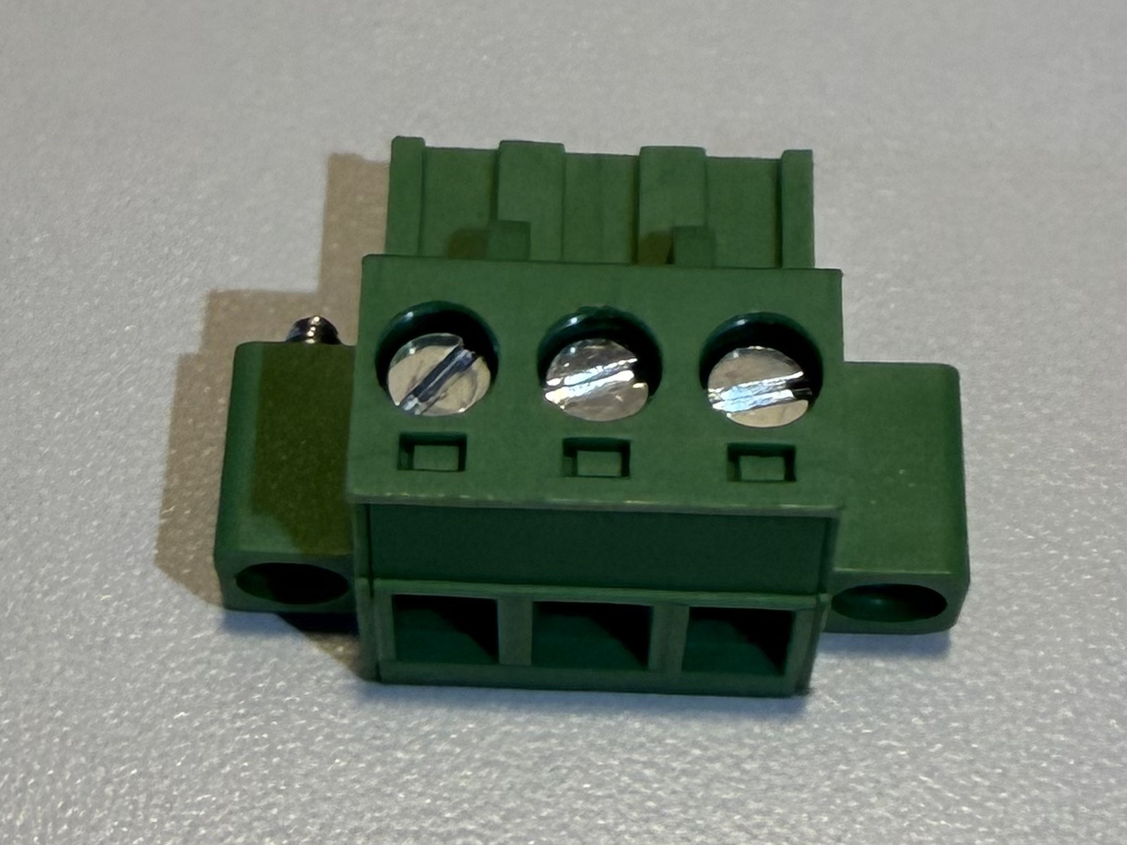 KF2EDGKM-5.08 Pluggable terminal block with latch and flange