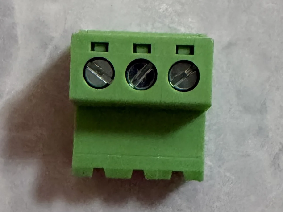 KF2EDGRK-5.08 Right-angle pluggable terminal block with latch